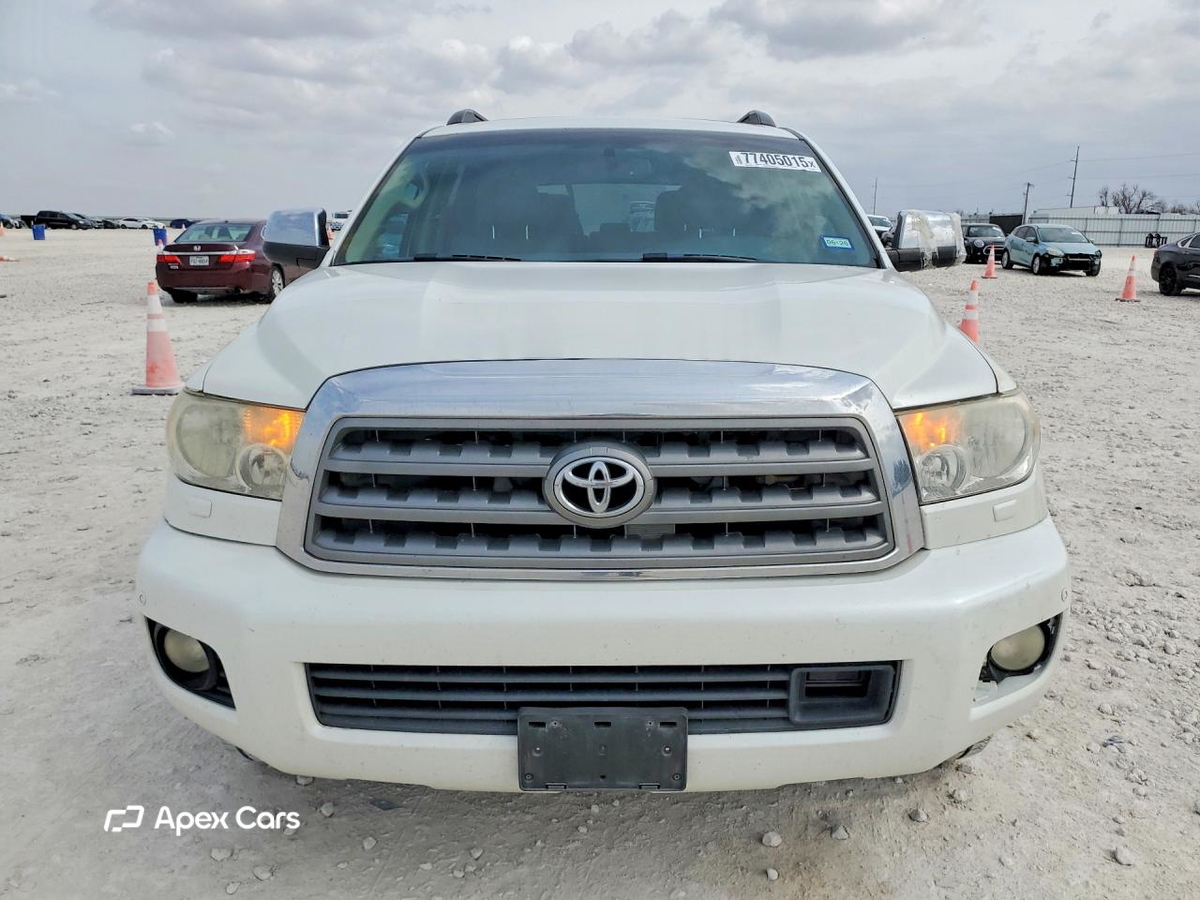 Toyota Sequoia 2013
