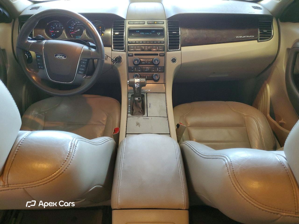 Ford Taurus 2012