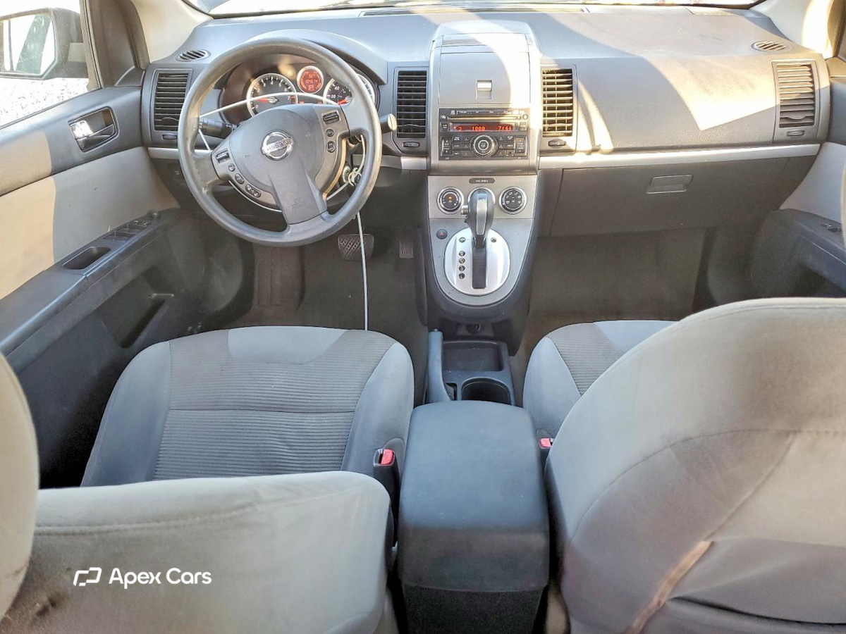 Nissan Sentra 2011