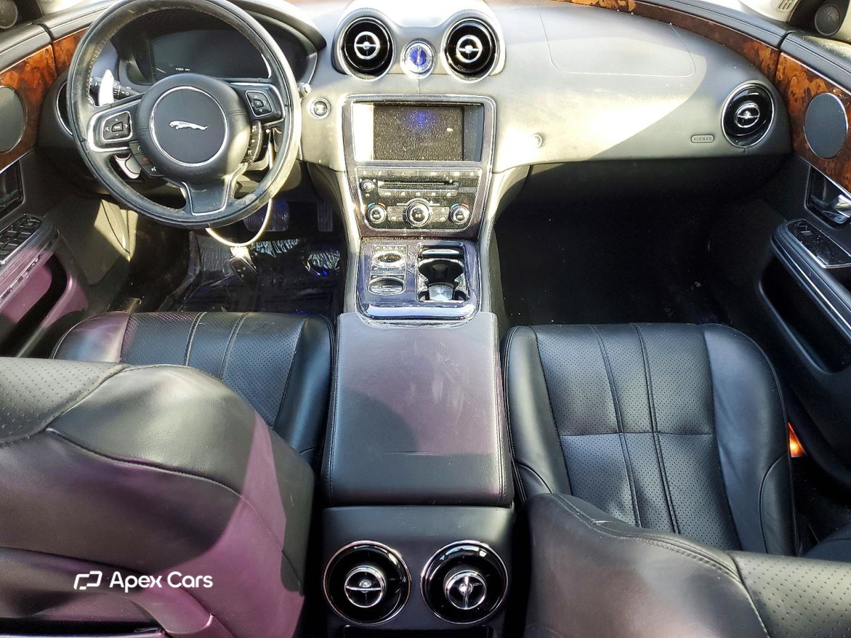 Jaguar XJ 2012