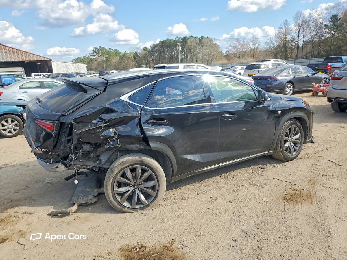 Lexus NX 2021