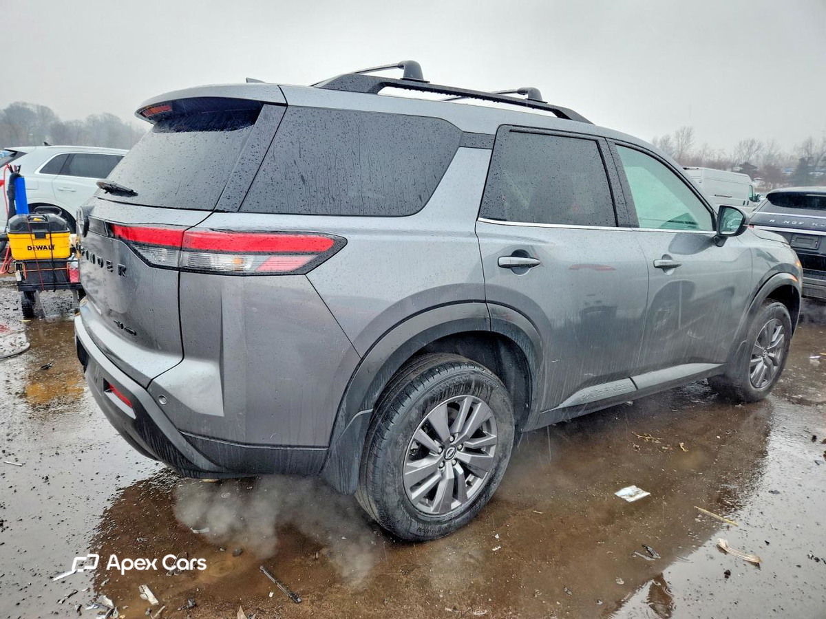 Nissan Pathfinder 2024