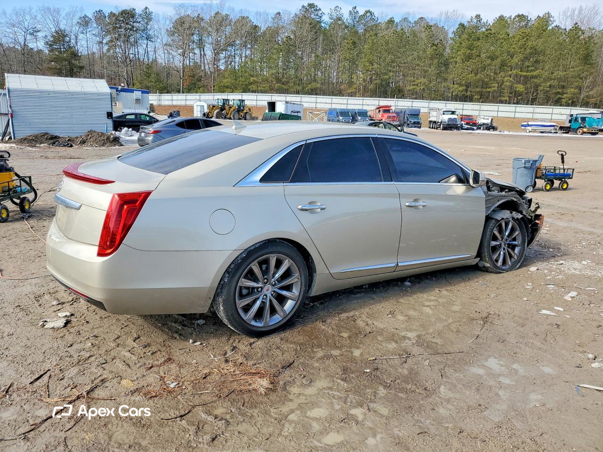 Cadillac XTS 2013