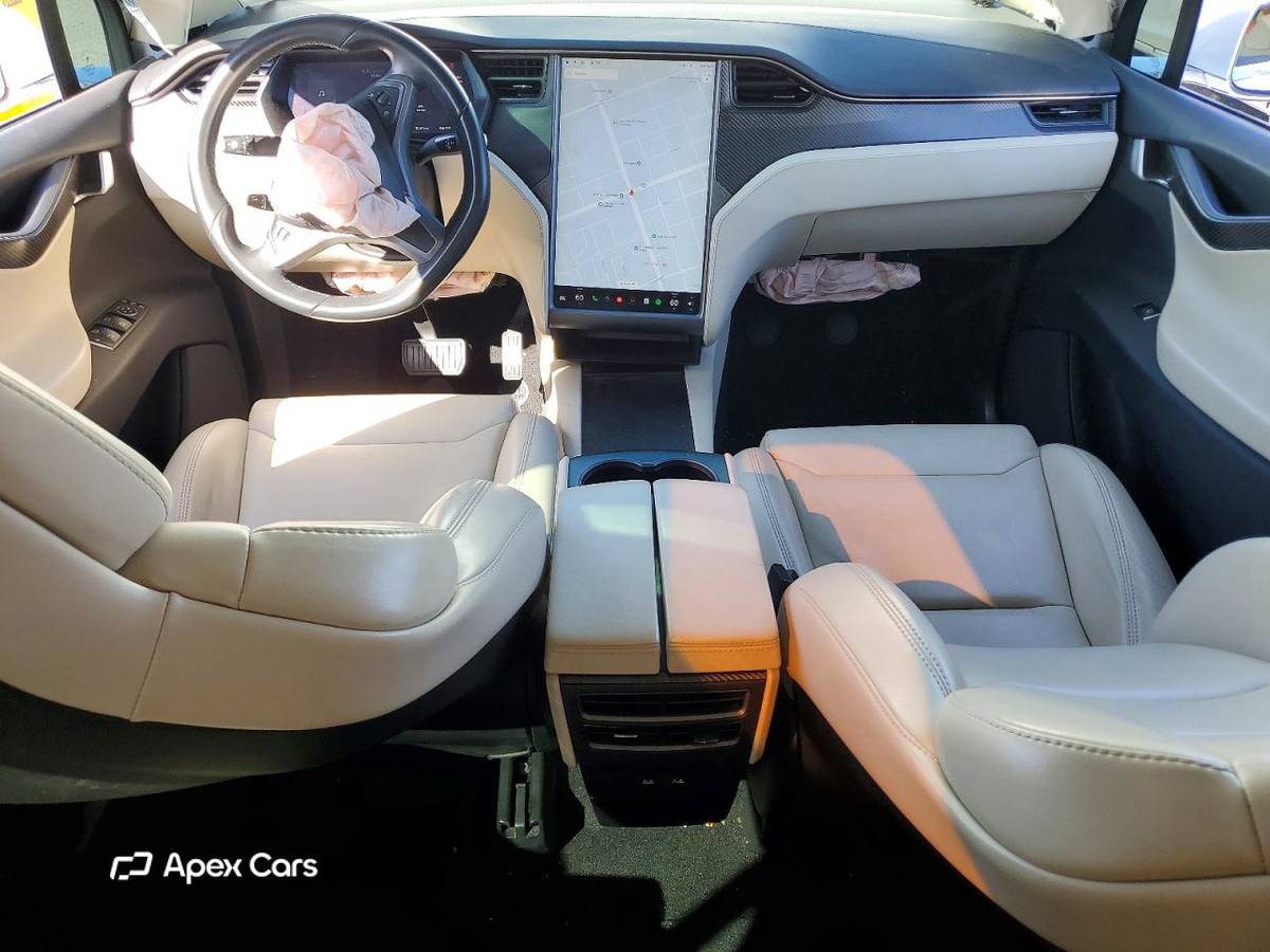 Tesla Model X 2018