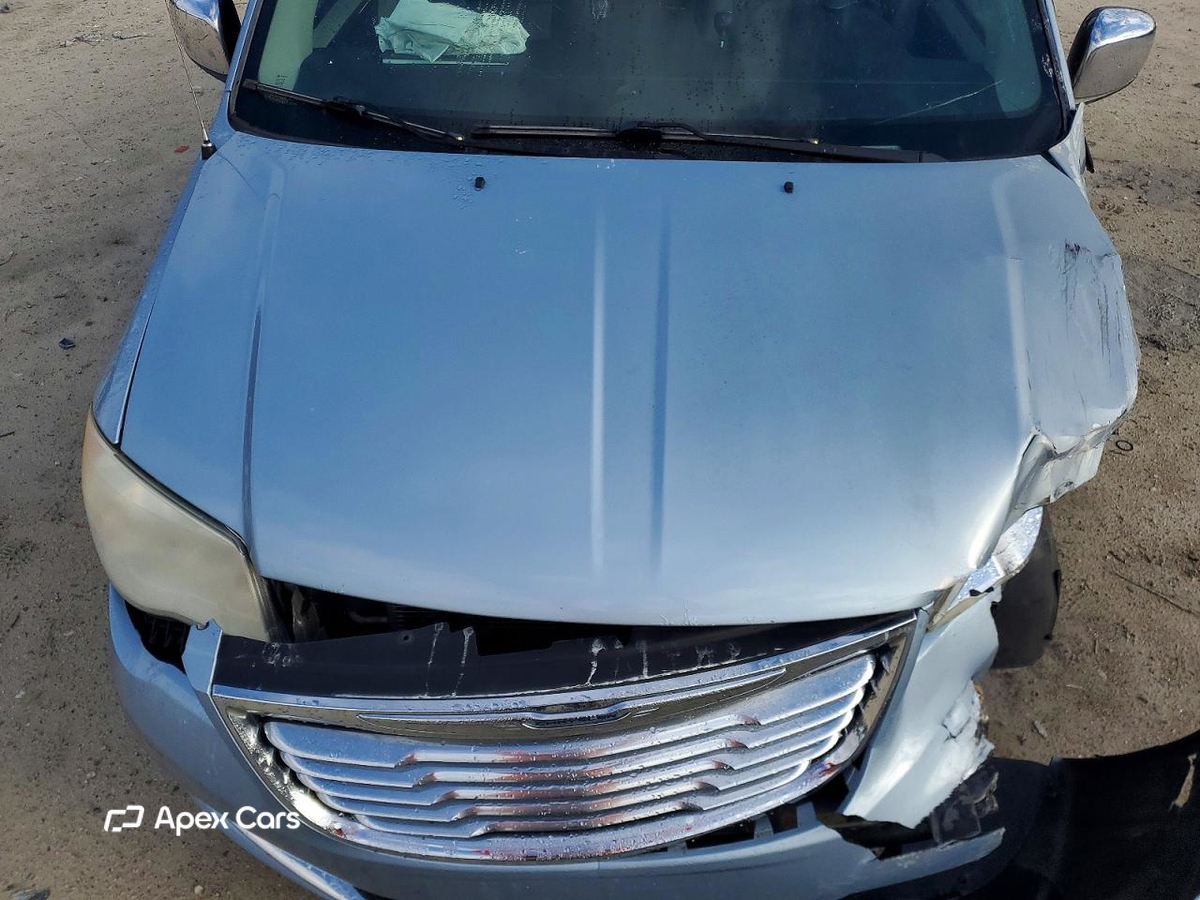 Chrysler Voyager 2013