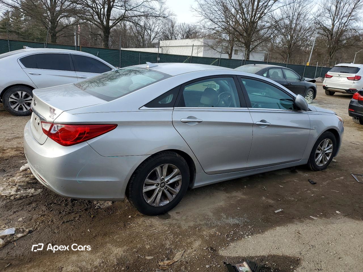 Hyundai Sonata 2013