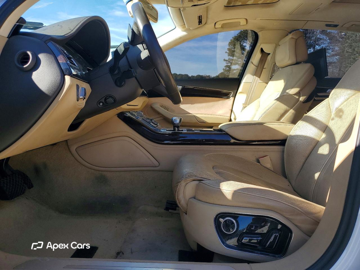 Audi A8 2012