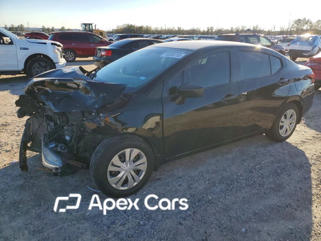 Nissan Versa 2021 - Image 1 of 15