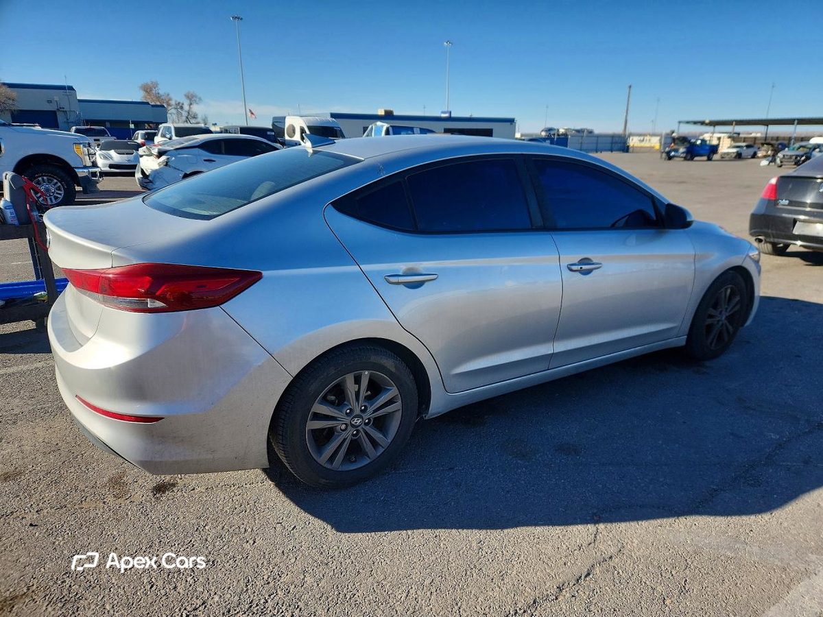 Hyundai Elantra 2018