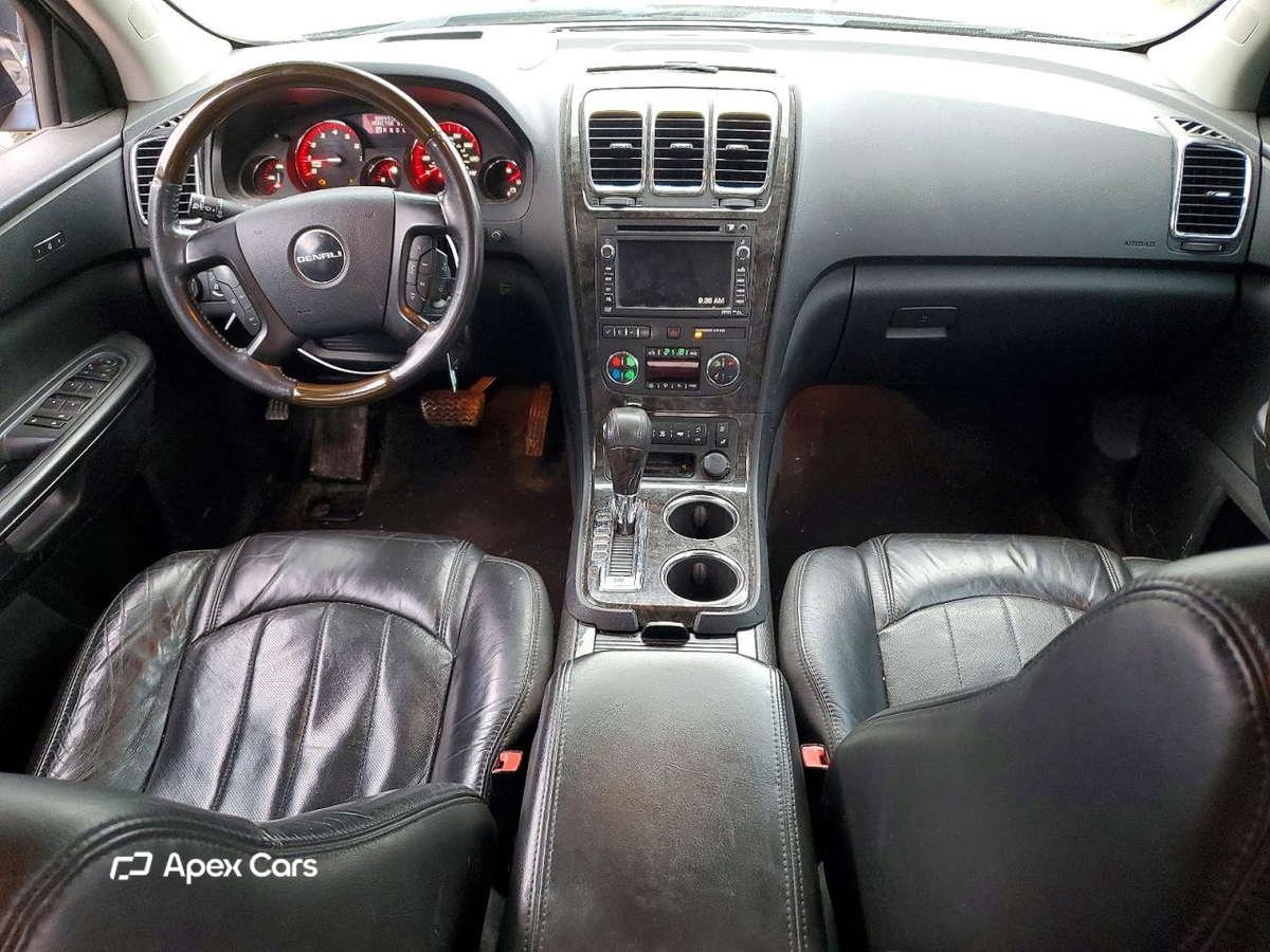 GMC Acadia 2011