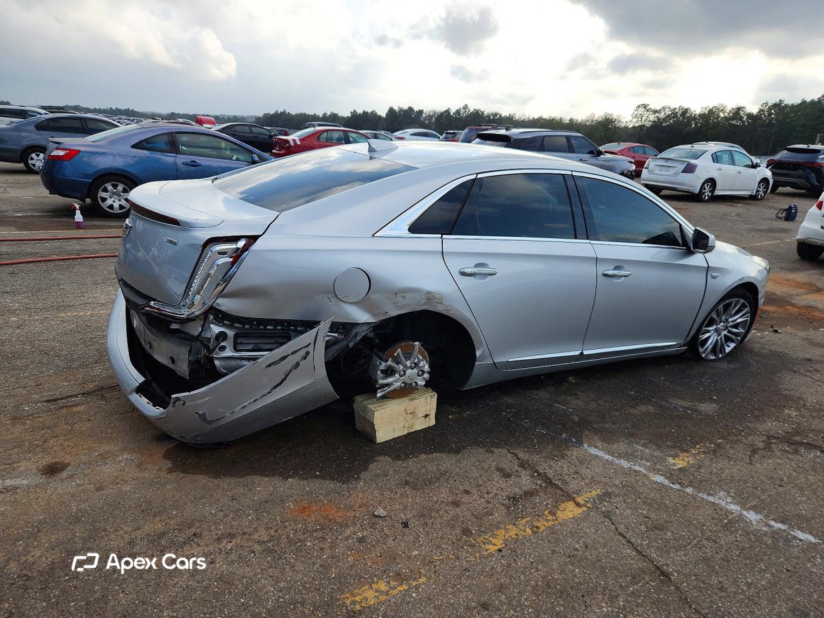 Cadillac XTS 2018