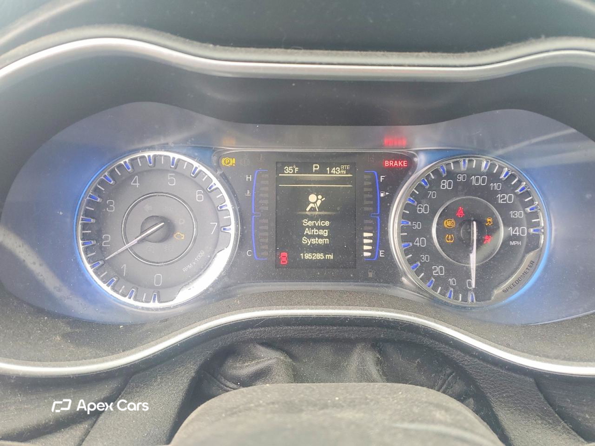 Chrysler 200 2015