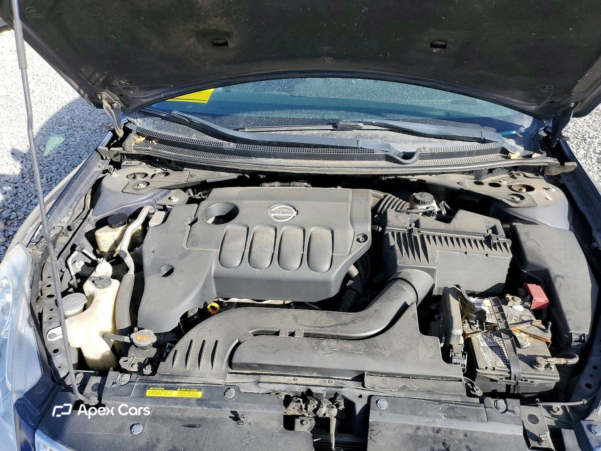 Nissan Altima 2011