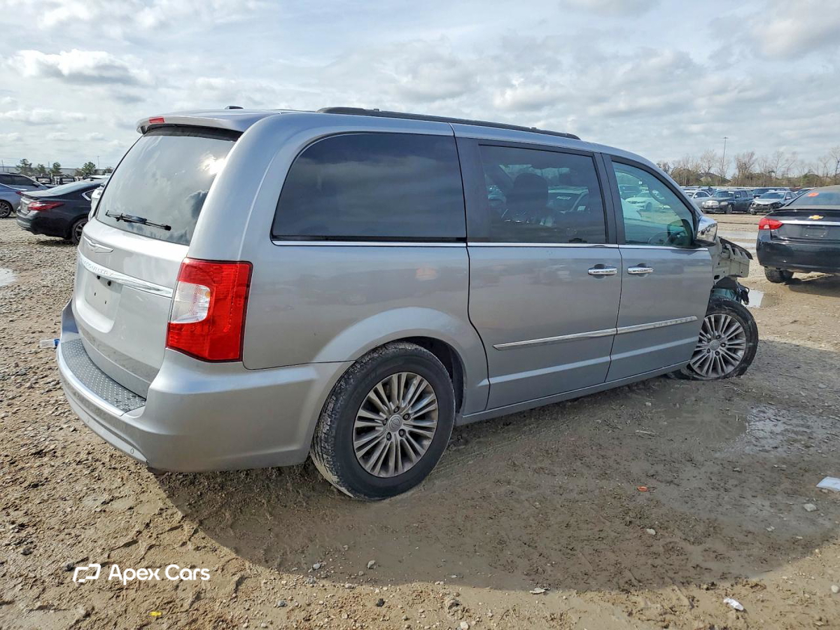 Chrysler Voyager 2015