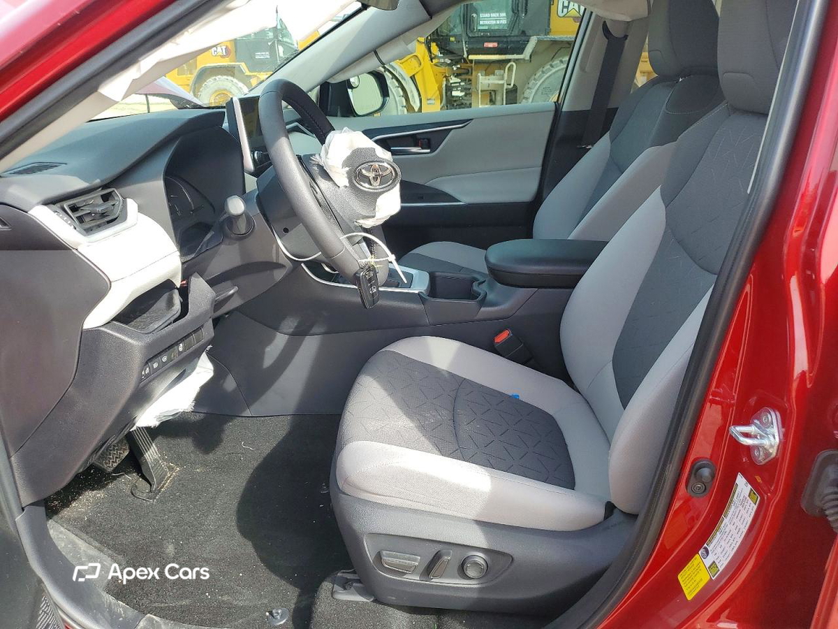 Toyota RAV 4 2025