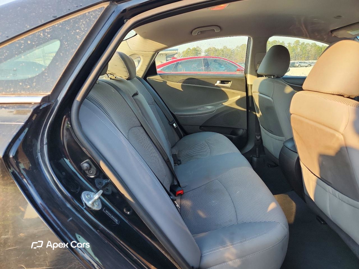 Hyundai Sonata 2013