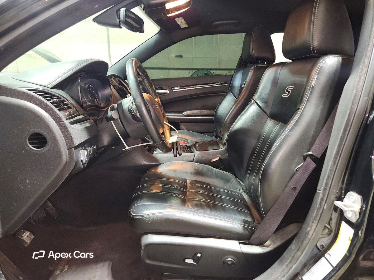 Chrysler 300 2017