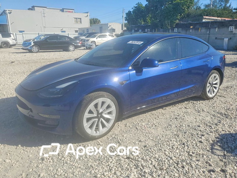 Tesla Model 3 2023 - Image 1 of 13