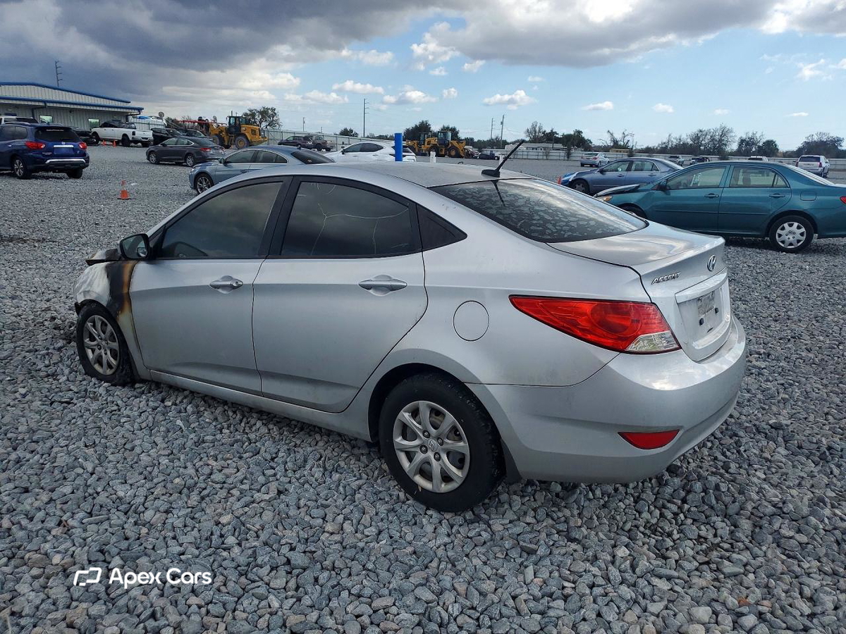 Hyundai Accent 2013