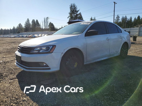 Volkswagen Jetta 2015 - Image 1 of 12