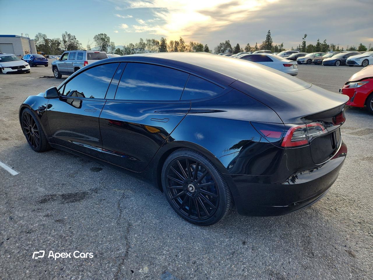 Tesla Model 3 2023