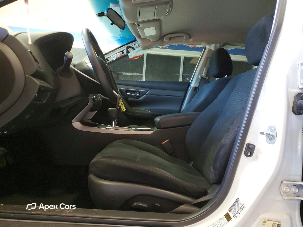 Nissan Altima 2015