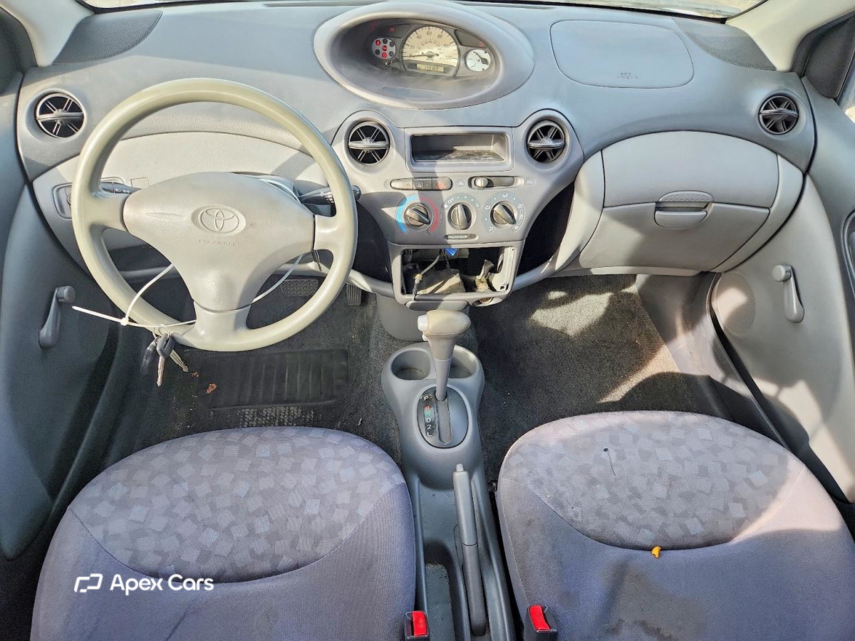 Toyota Echo 2001