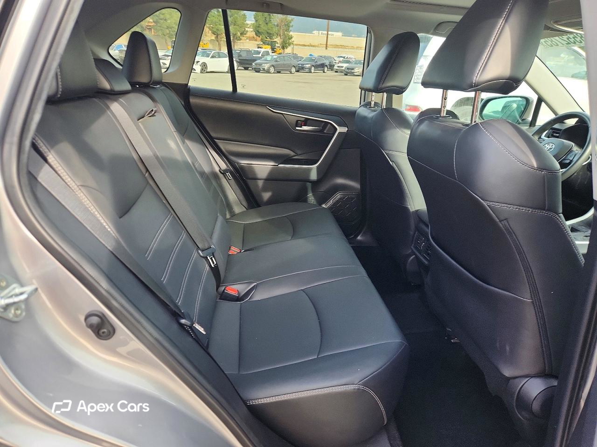 Toyota RAV 4 2021