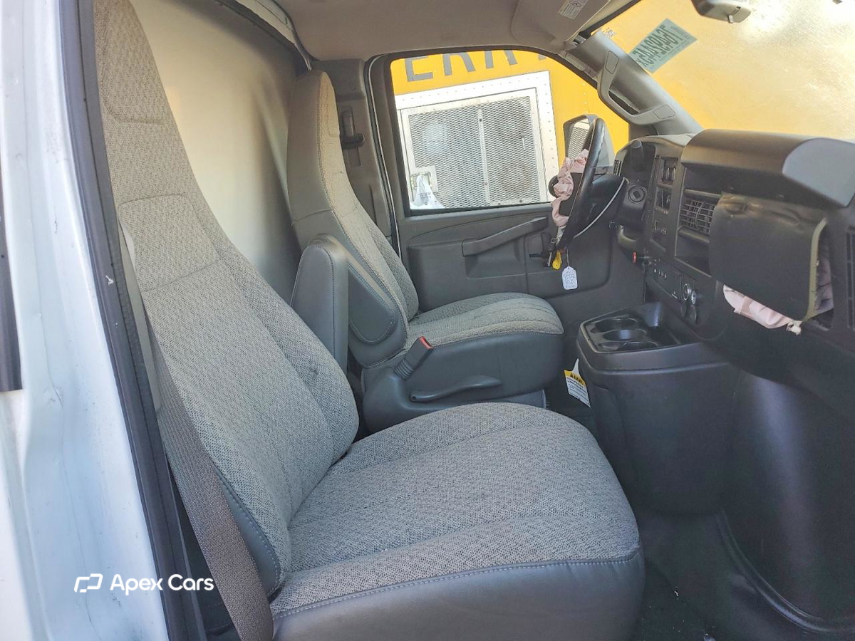 Chevrolet Express 2023