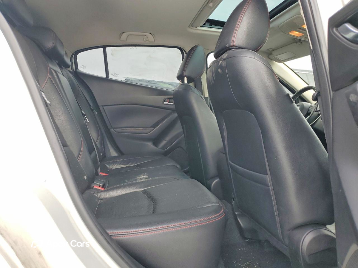 Mazda 3 2016