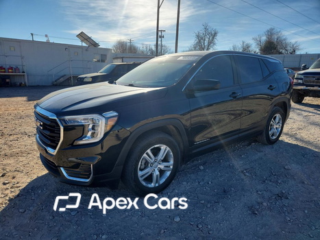 GMC Terrain 2022 - Image 1 of 13