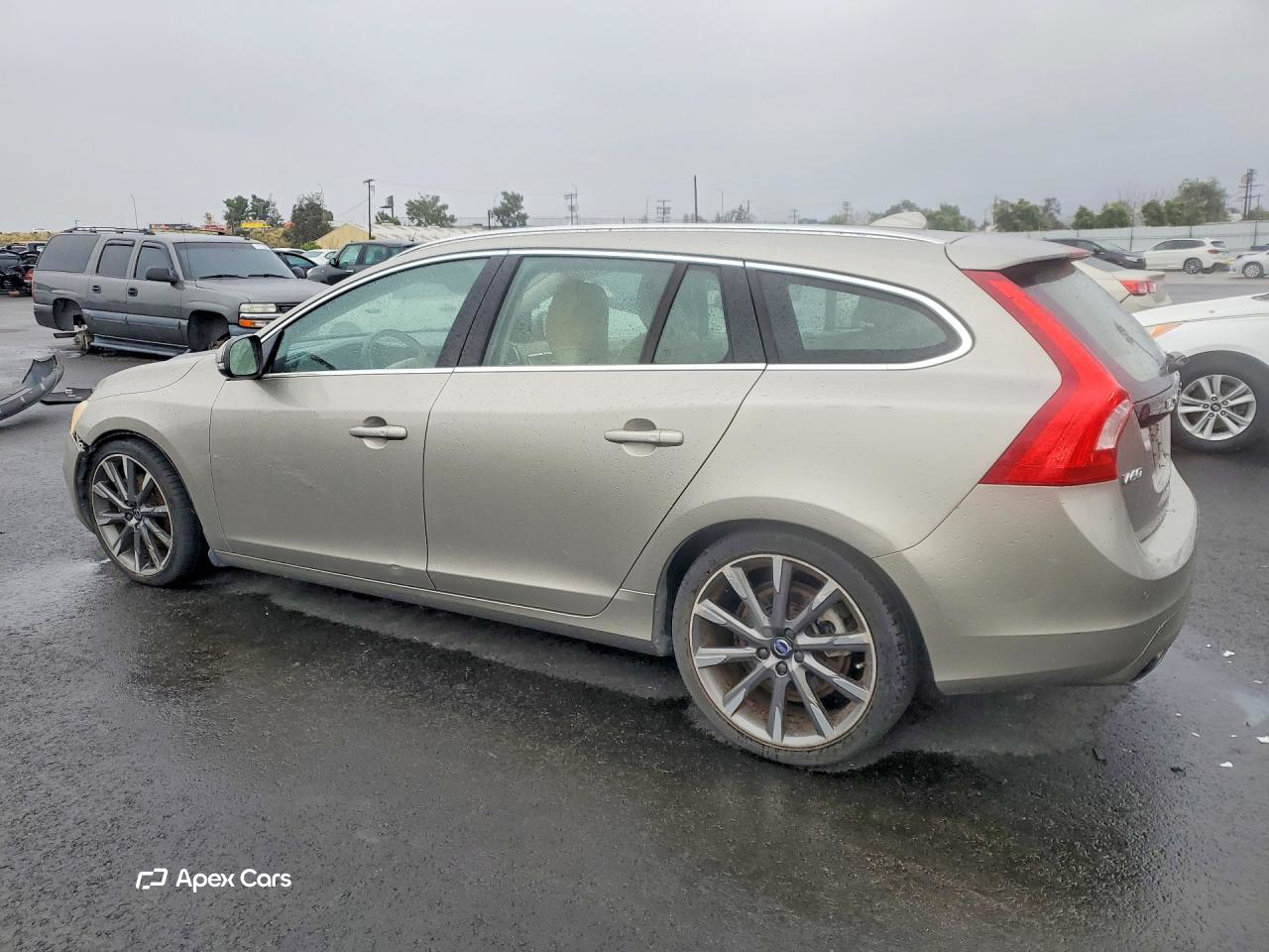 Volvo V60 2015