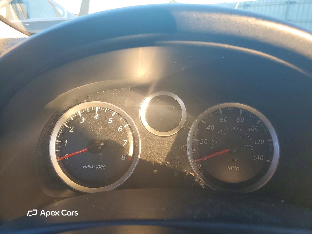 Nissan Sentra 2012