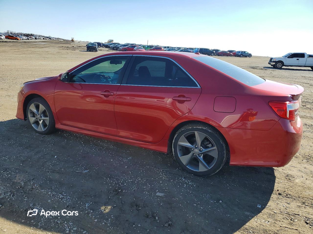 Toyota Camry 2012