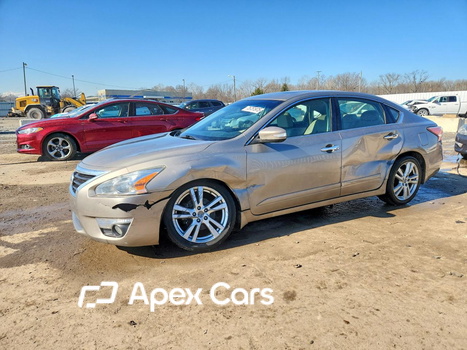 Nissan Altima 2015 - Image 1 of 13