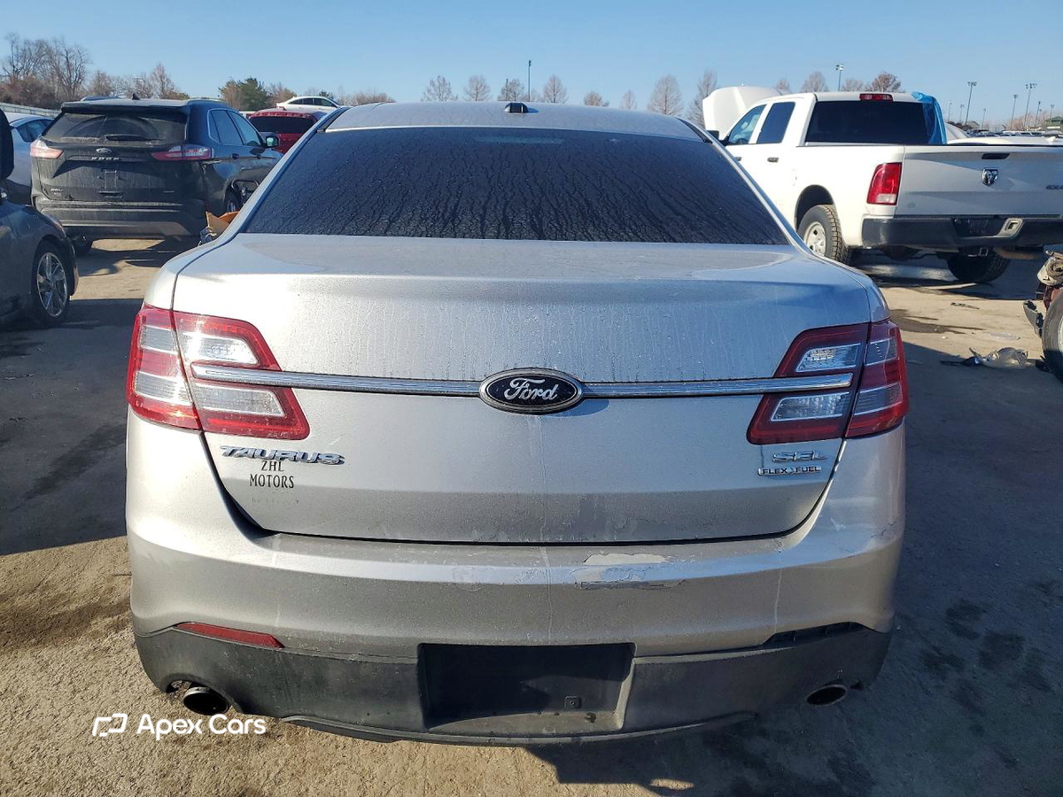 Ford Taurus 2013