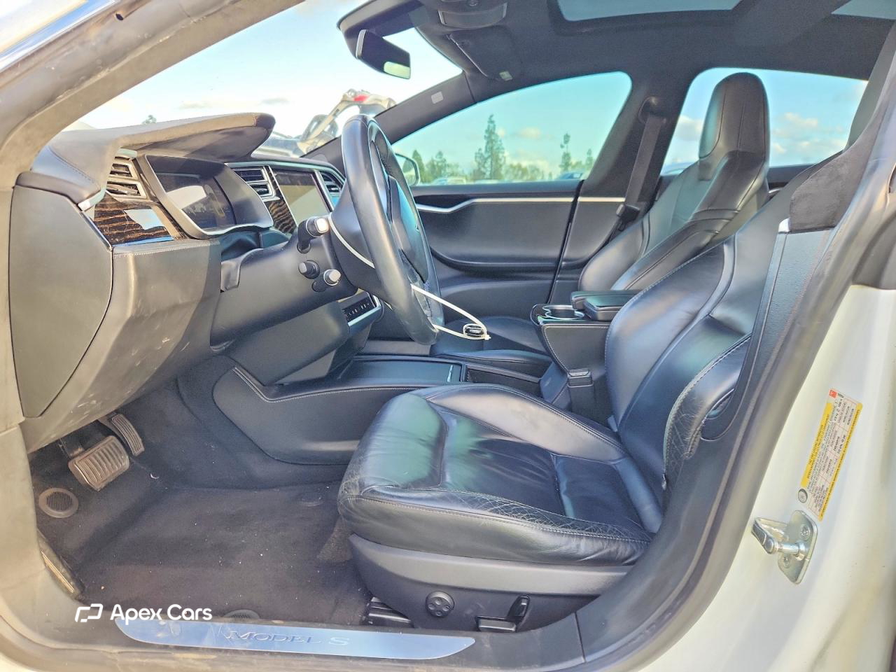 Tesla Model S 2016