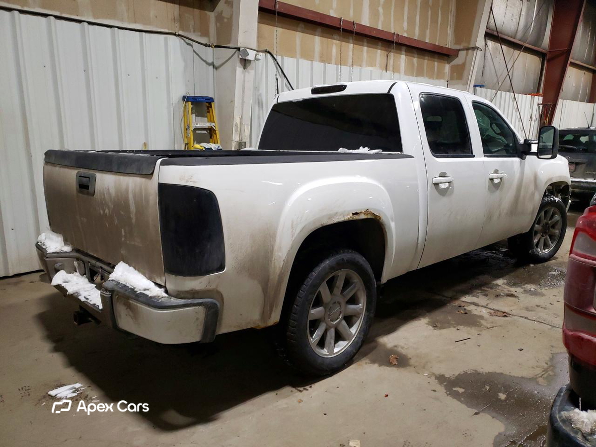 GMC Sierra 2013