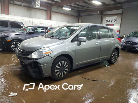 Nissan Versa 2011 - Image 1 of 13