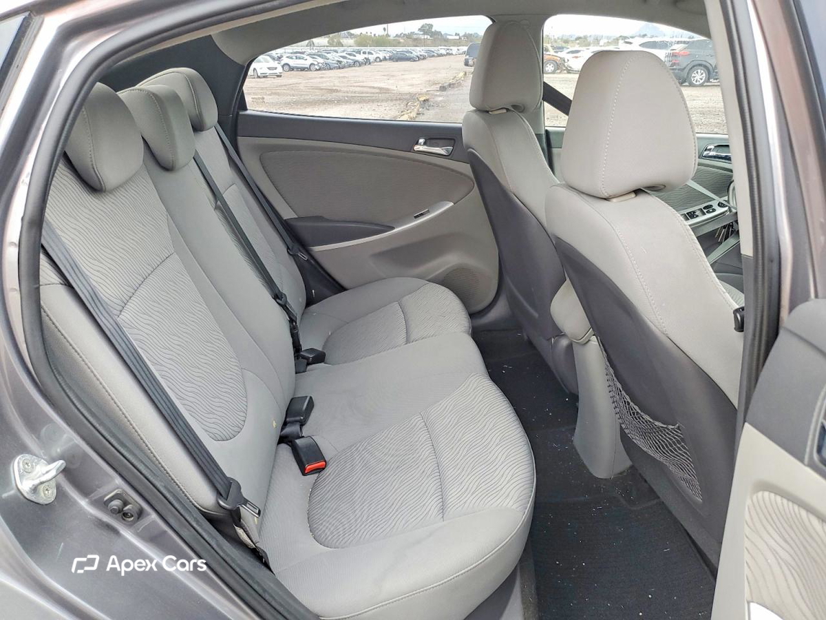 Hyundai Accent 2014