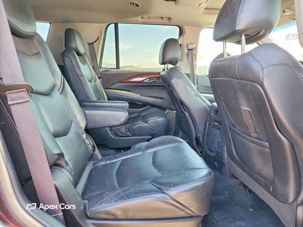 Cadillac Escalade 2016