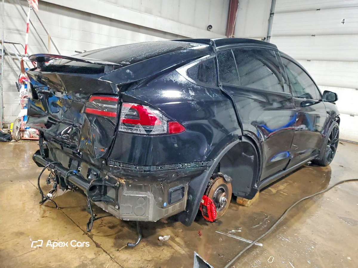 Tesla Model X 2019