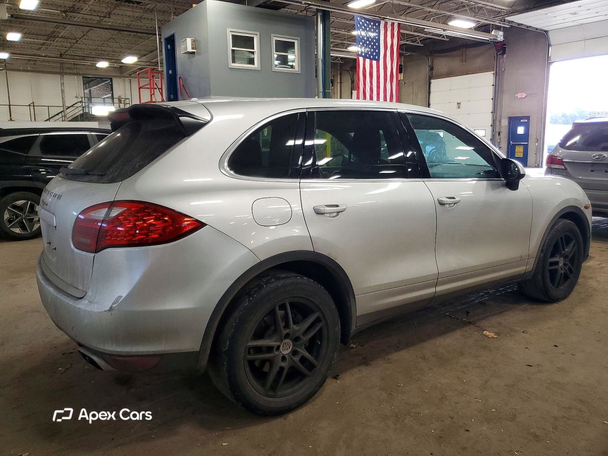 Porsche Cayenne 2011