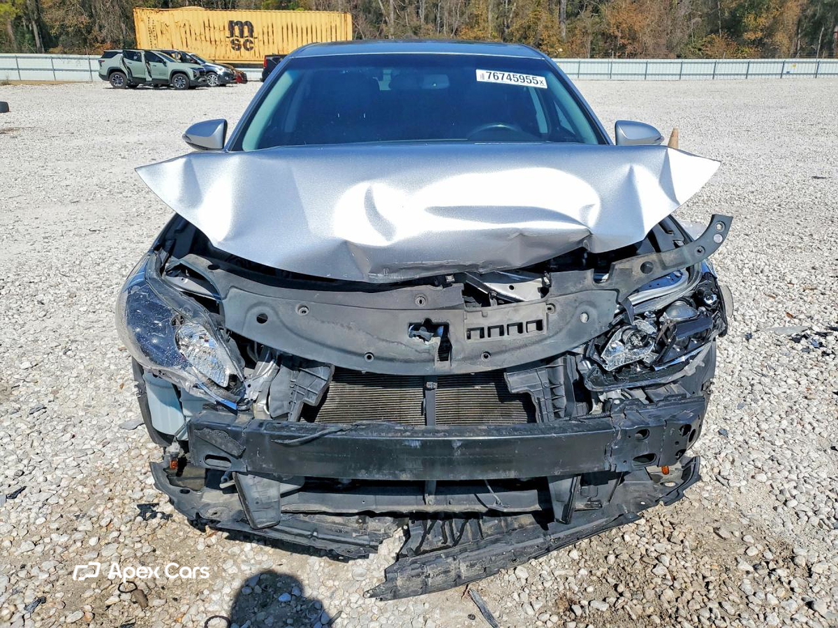Toyota Avalon 2015