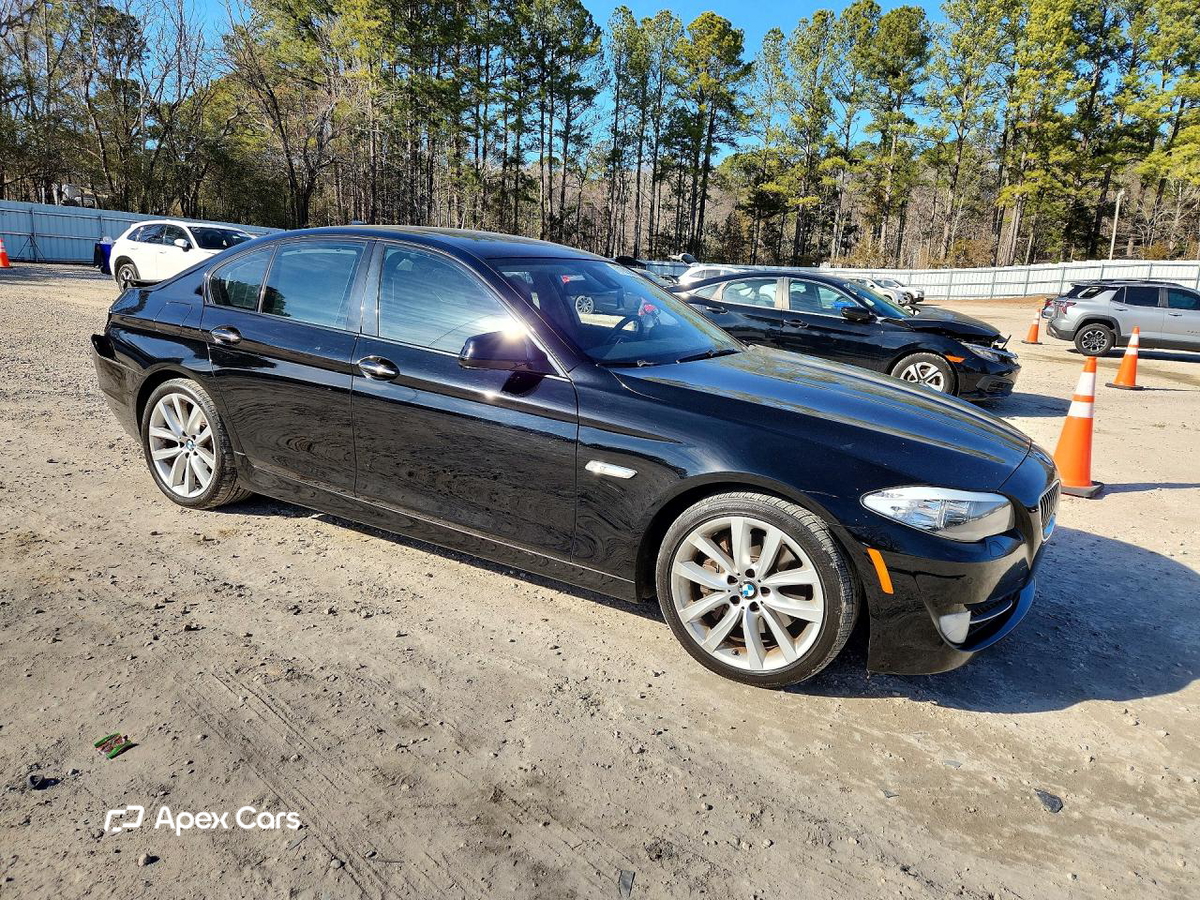 BMW Series 5 2011