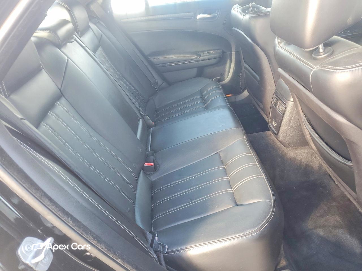 Chrysler 300 2015