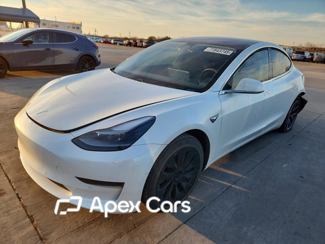 Tesla Model 3 2020 - Image 1 of 12