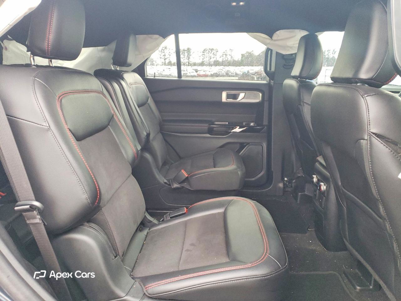 Ford Explorer 2024