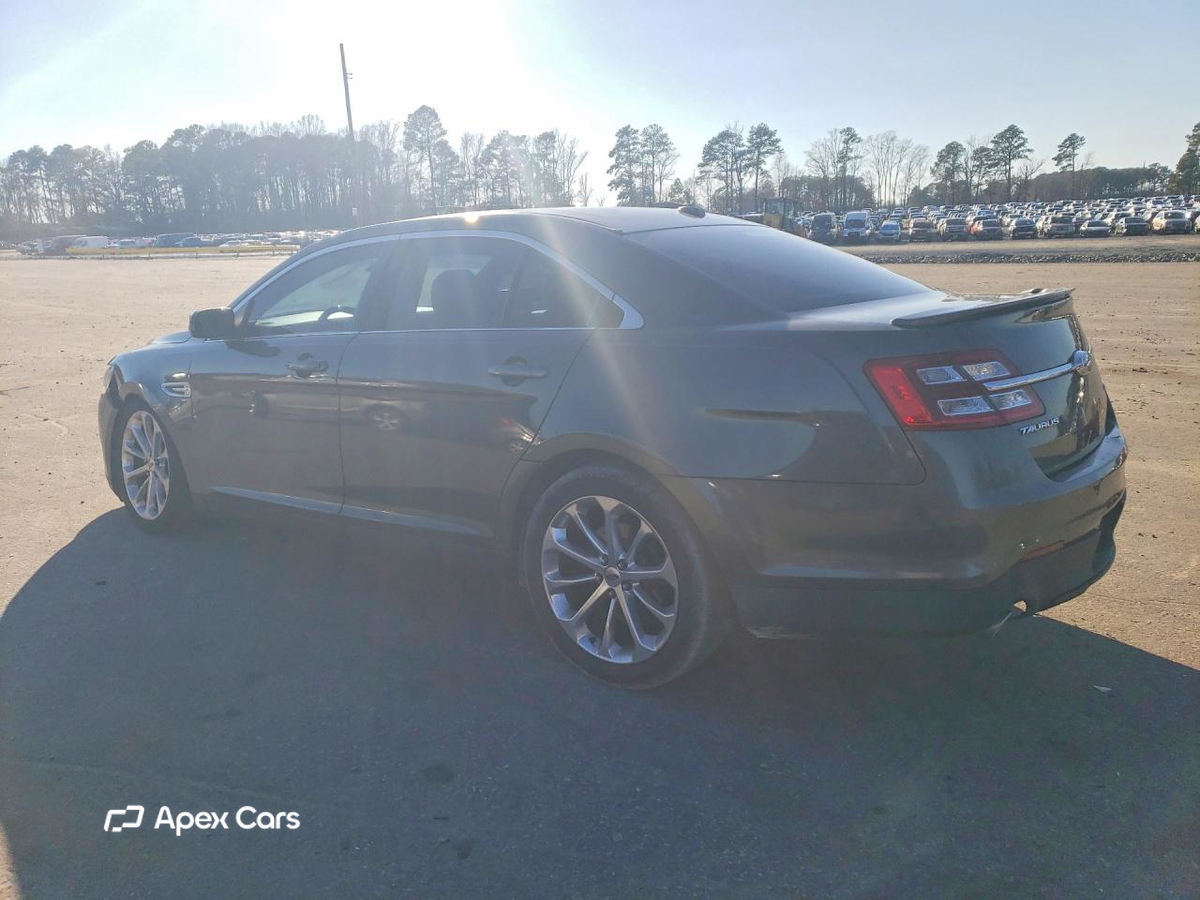 Ford Taurus 2015