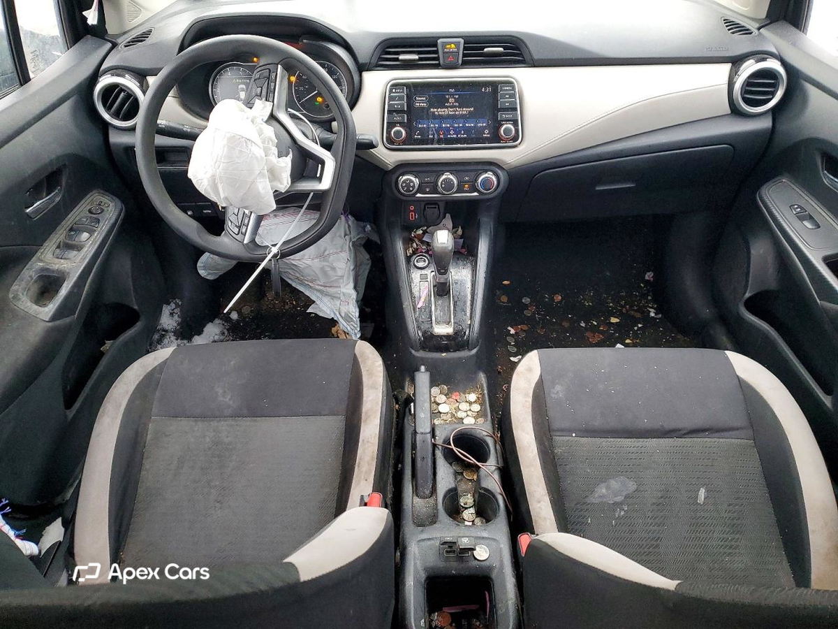 Nissan Versa 2021
